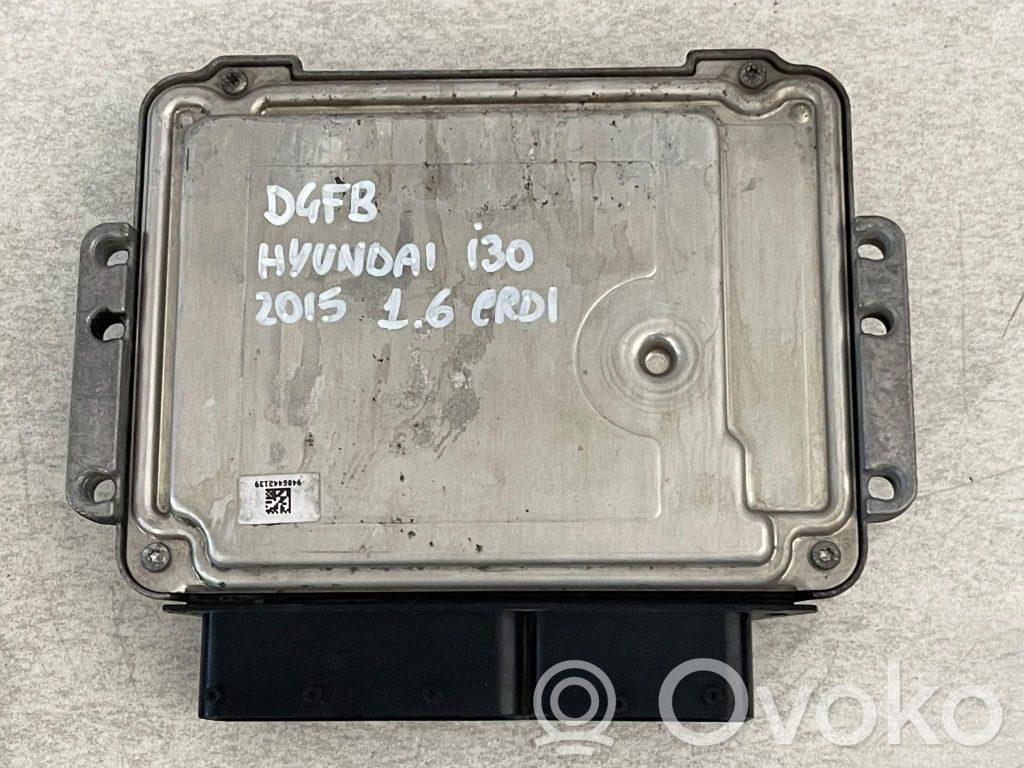 Hyundai i30 Engine control unit/module 