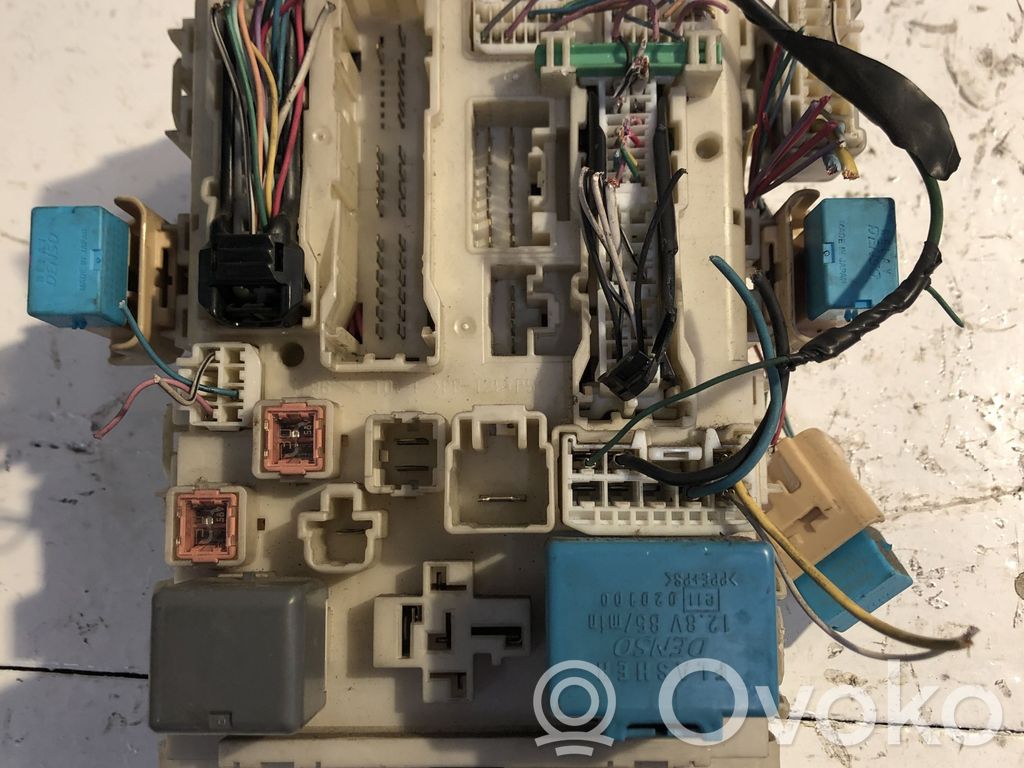 Toyota Yaris Módulo de fusible 