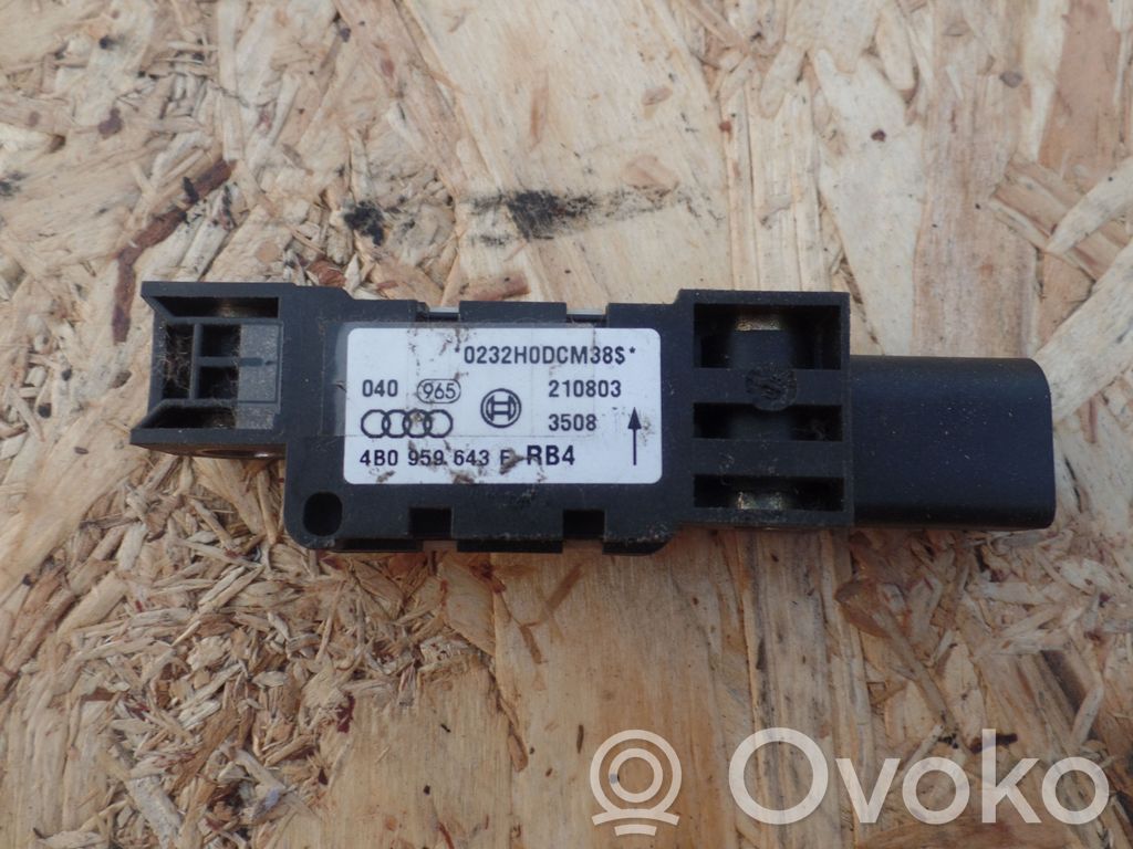 Audi A6 S6 C5 4B Airbagsensor Crashsensor Drucksensor 