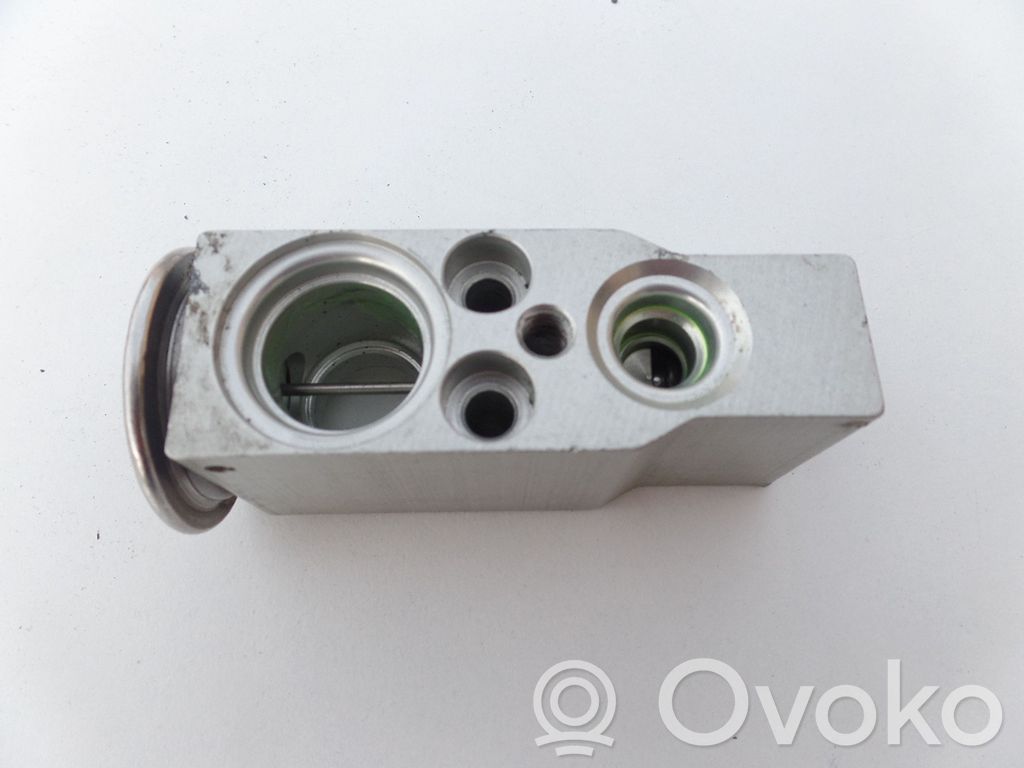 Opel Corsa D Ilmastointilaitteen laajennusventtiili (A/C) 