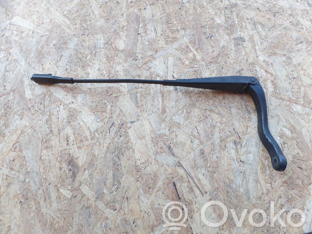 Opel Corsa D Wischerarm vorne 