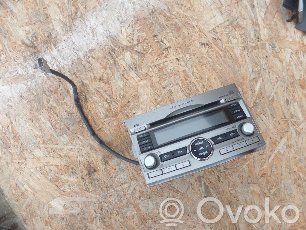 Subaru Legacy Radio / CD-Player / DVD-Player / Navigation 
