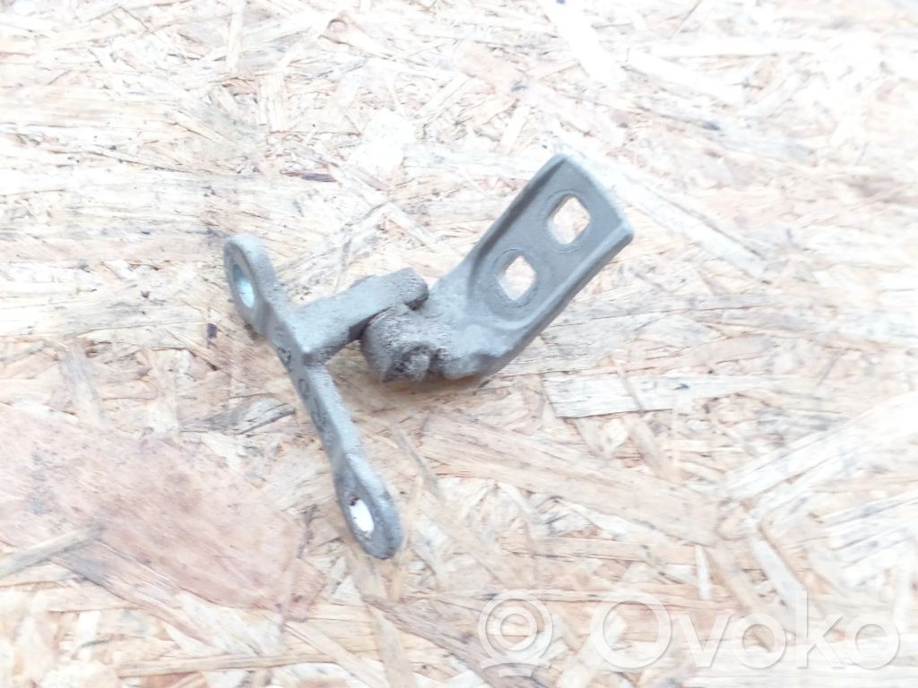 Opel Vectra C Etuoven alasarana 