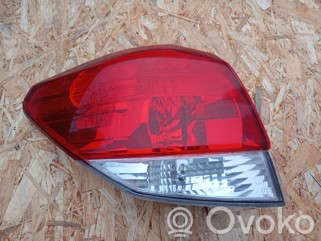 Rear/tail lights   A045053