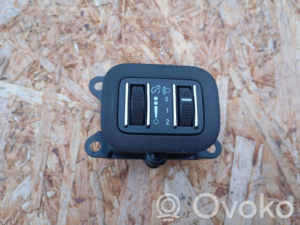 Fiat Freemont Interruptor de control de altura del faro delantero 