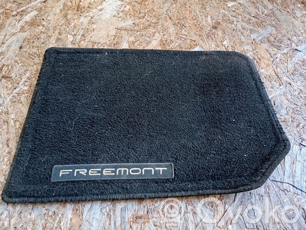 Fiat Freemont Alfombra delantera 