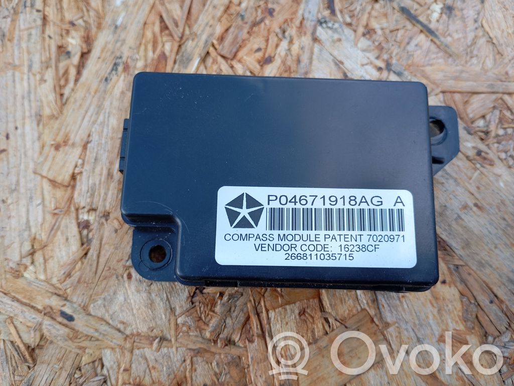 GPS navigation control unit/module   P04671918AG