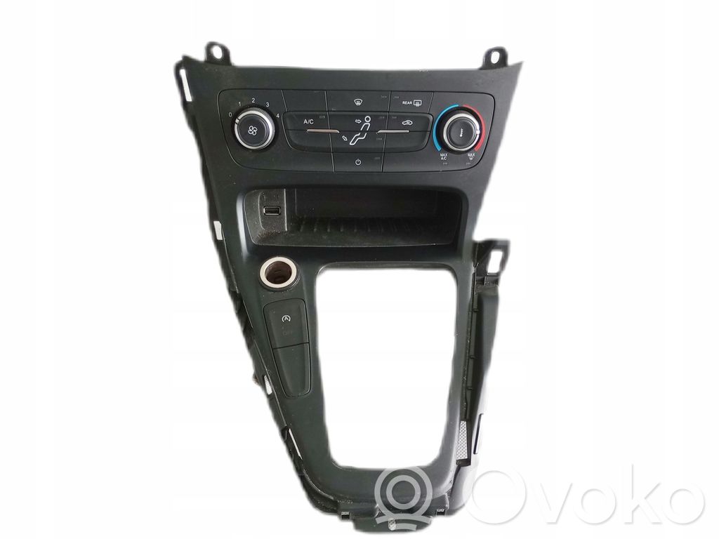Ford Focus Tailgate/trunk/boot open switch 