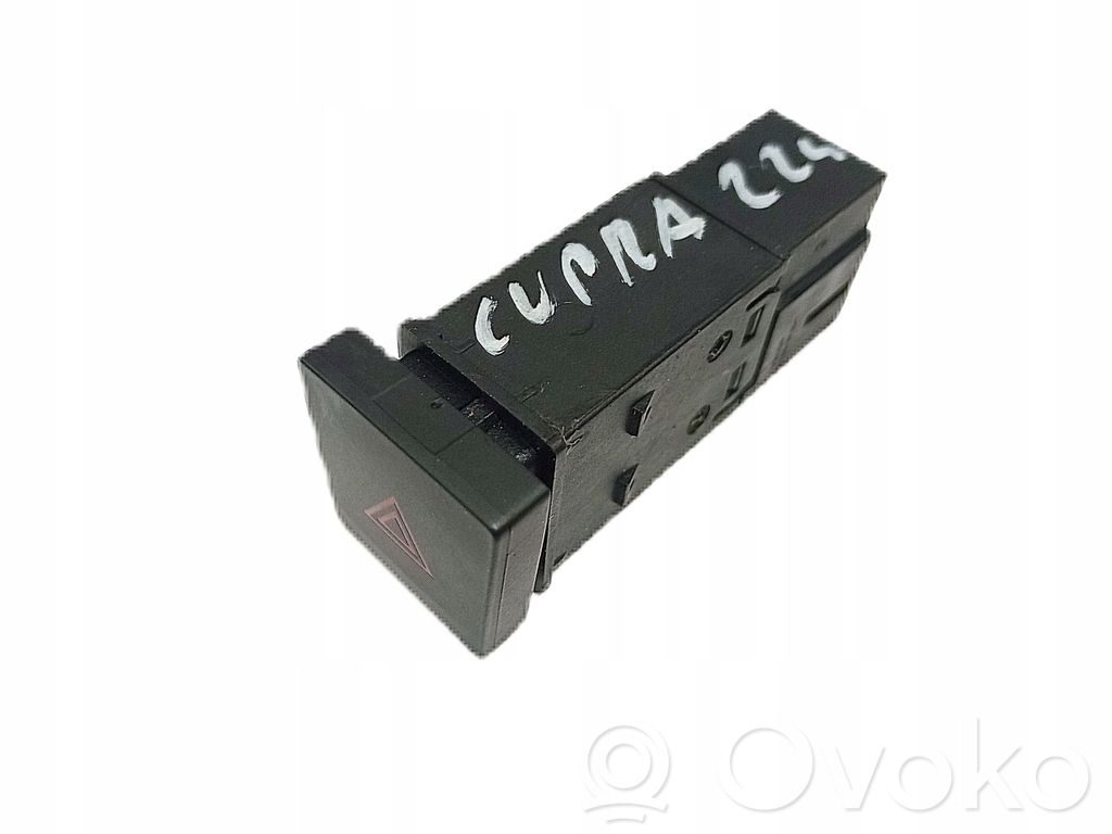 Cupra Born Hazard light switch 