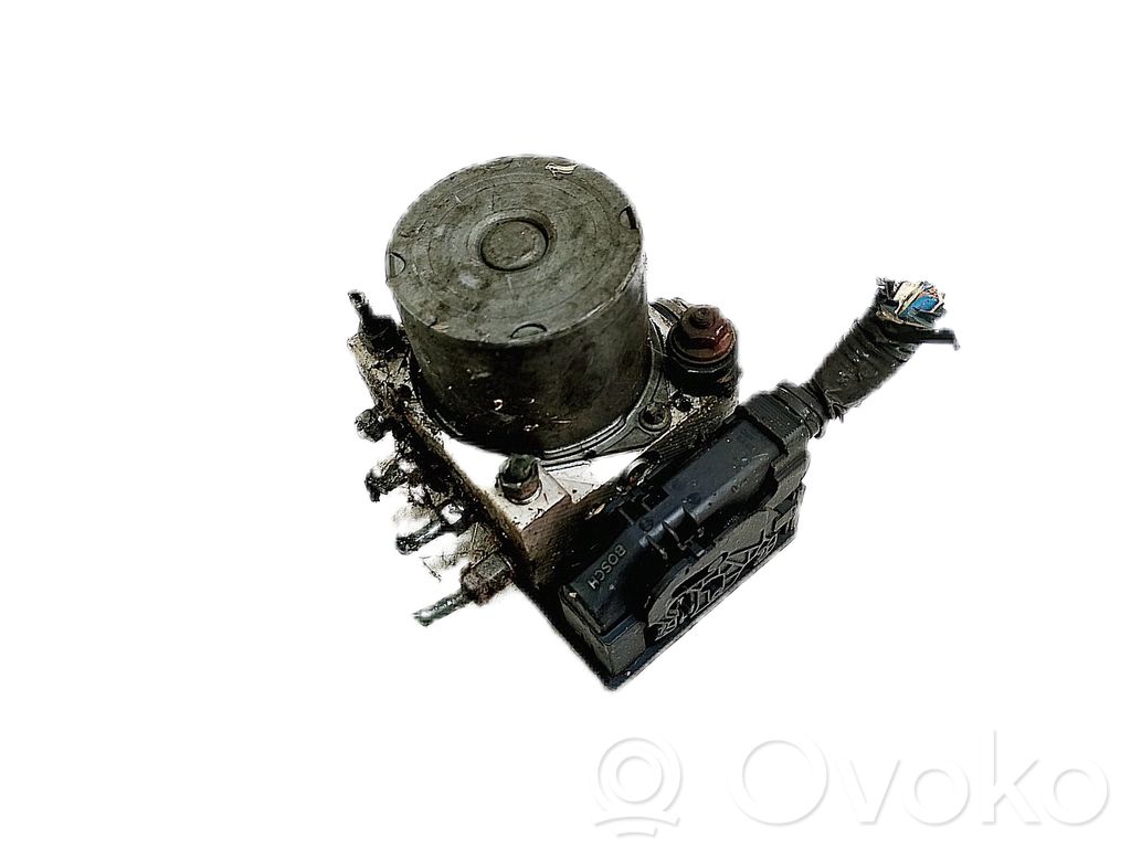 Toyota Corolla E110 Bomba de ABS 