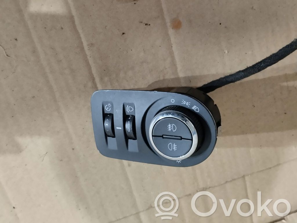 Opel Corsa E Light switch 