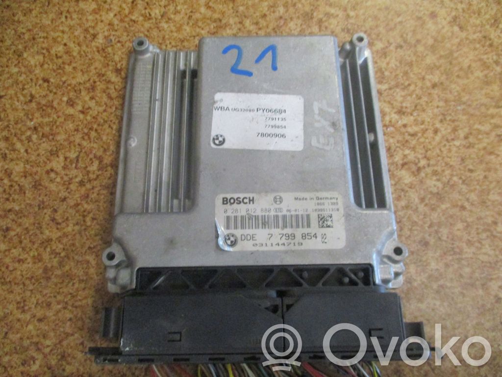 BMW 1 E81 E87 Engine control unit/module 