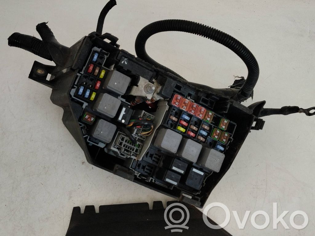 Ford Mondeo MK IV Capac cutie siguranțe 
