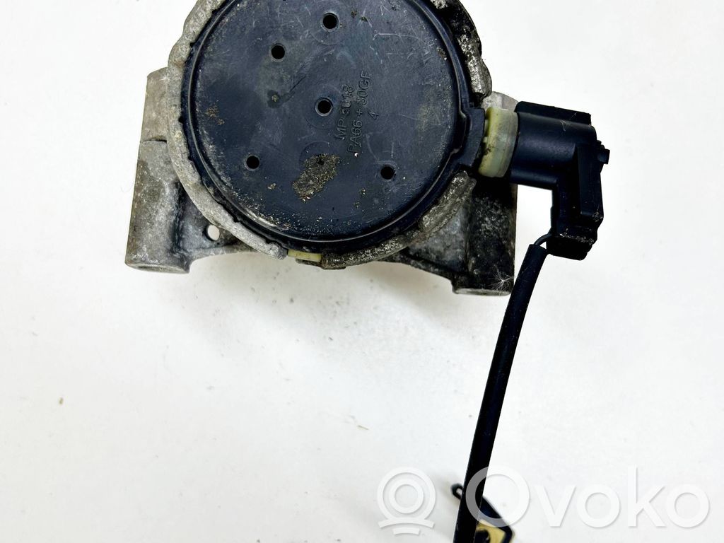 Audi A6 C7 Engine mount bracket 