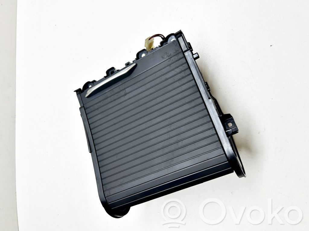 BMW X3 G01 Cup holder front 