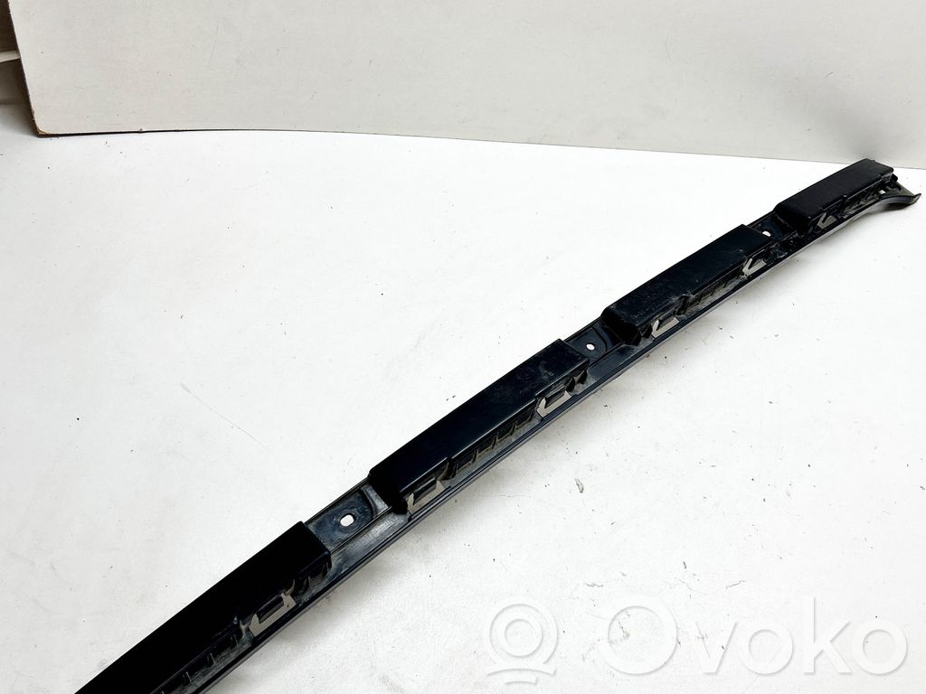 Rear bumper mounting bracket   600772400B
