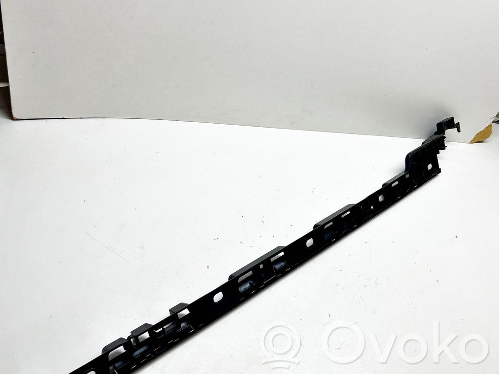 Porsche Macan (95B) Sill supporting ledge 