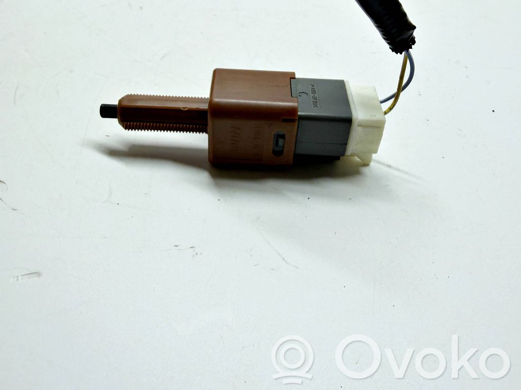 Renault Kadjar Brake pedal sensor switch 