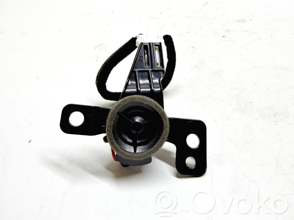 Hyundai Tucson TL Front door high frequency speaker 