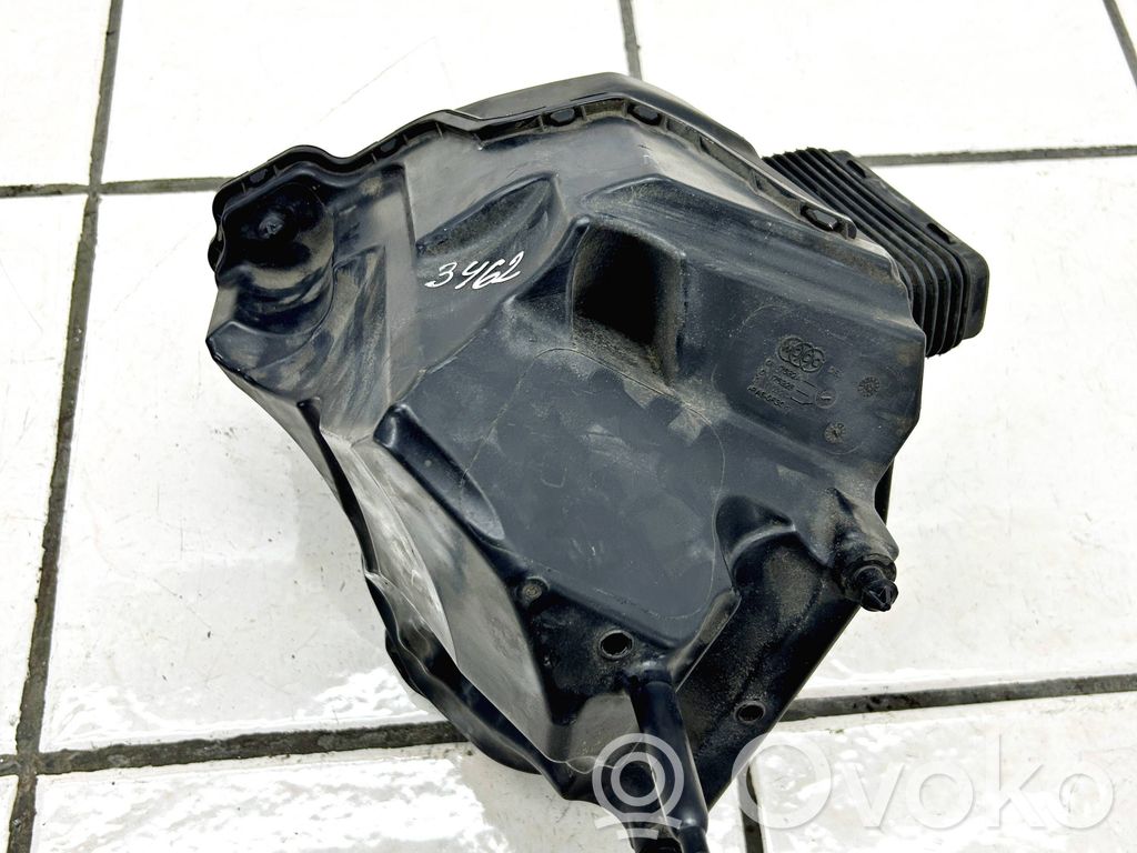 Air filter box