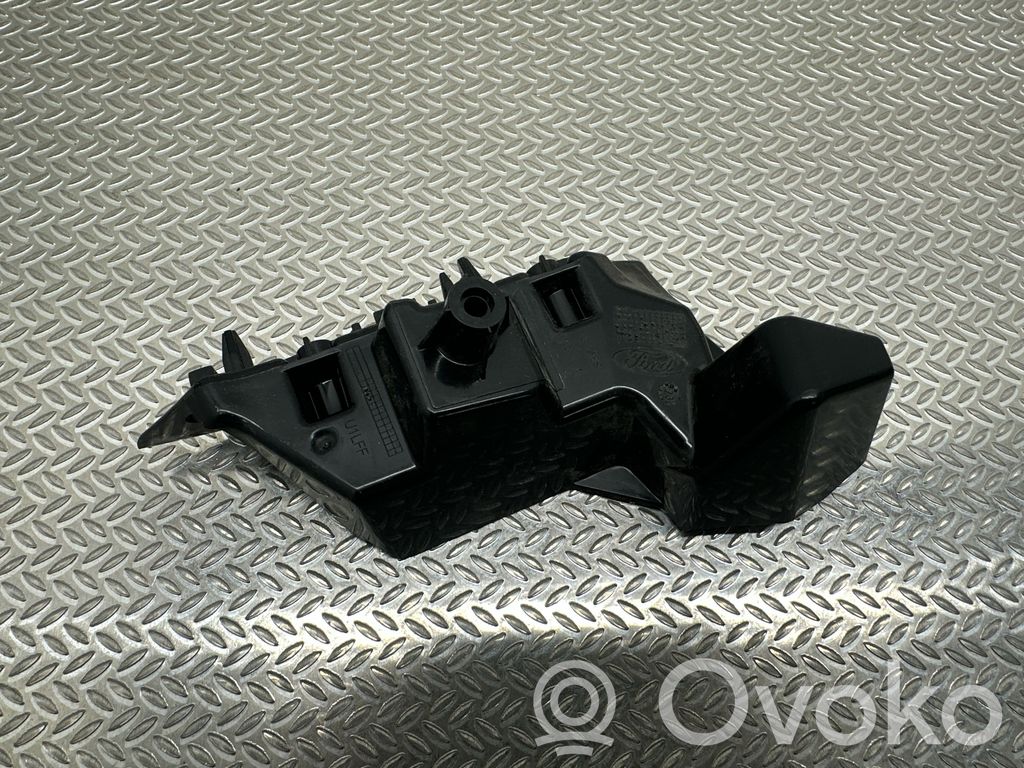 Front bumper mounting bracket   JX7B17D959
