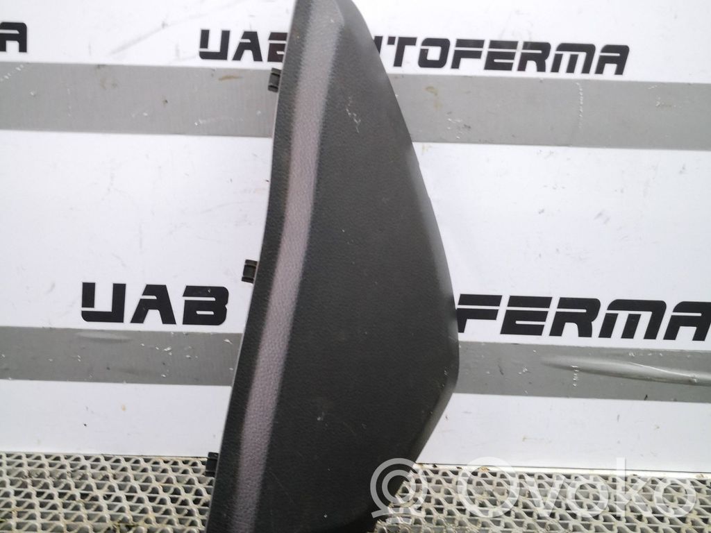 Nissan Qashqai Boczny element deski rozdzielczej 