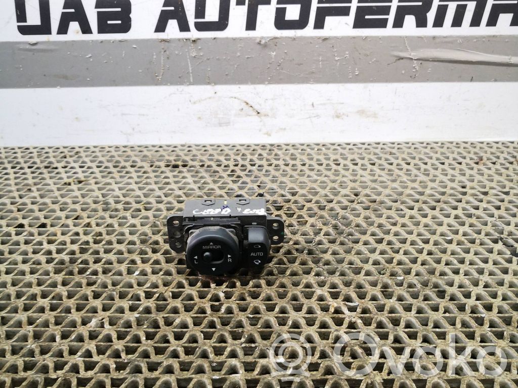 KIA Ceed Wing mirror switch 