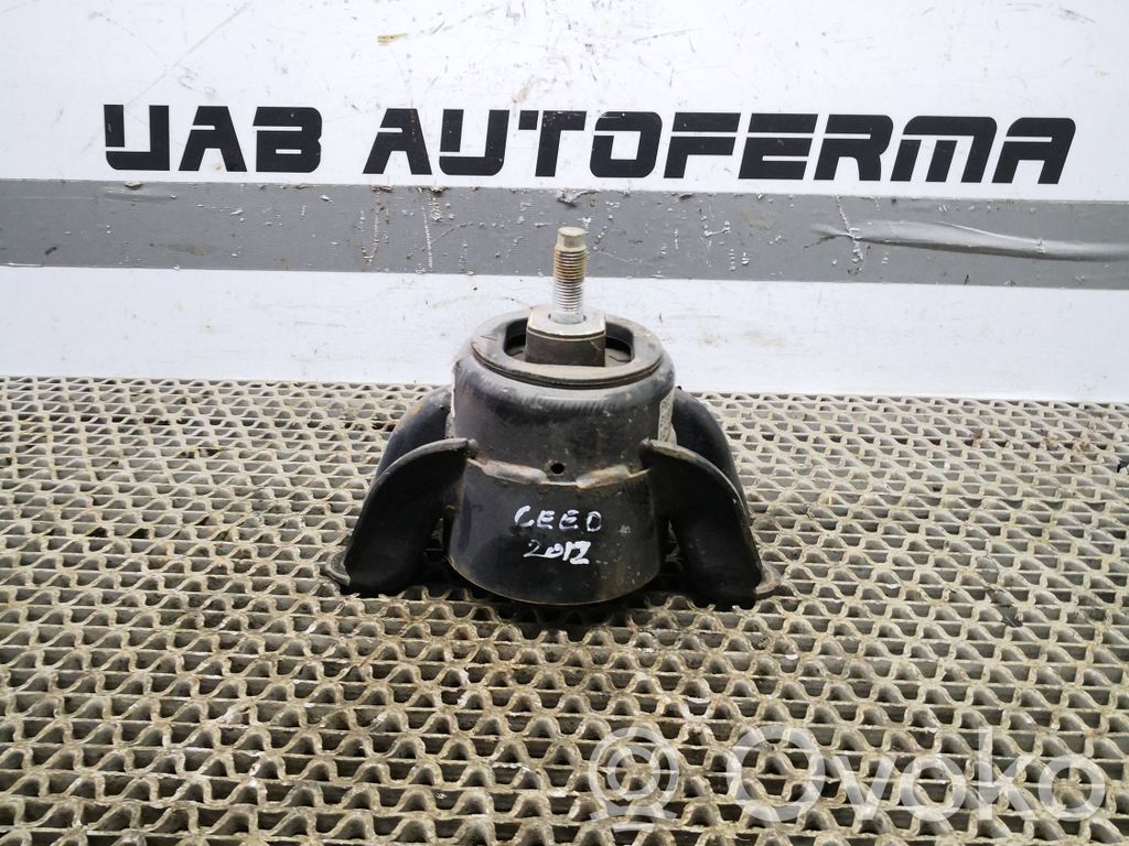 KIA Ceed Engine mount bracket 