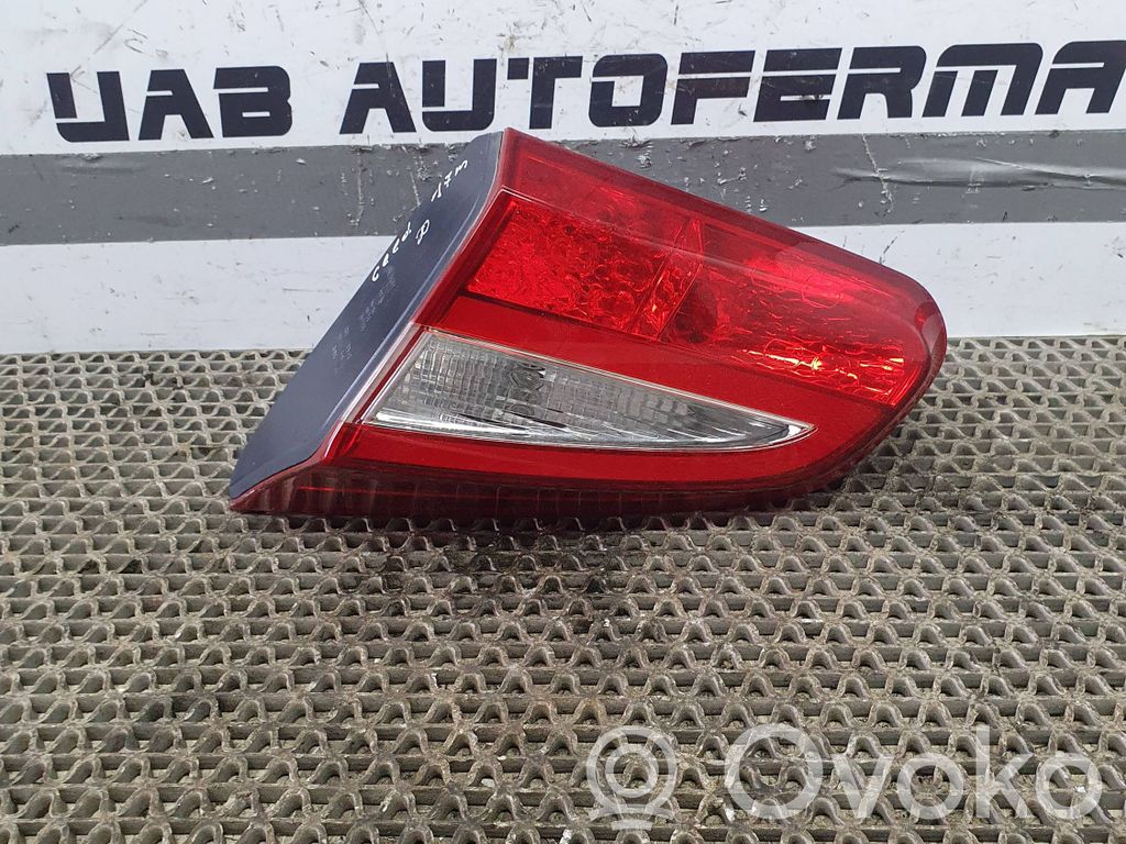 KIA Ceed Tailgate rear/tail lights 