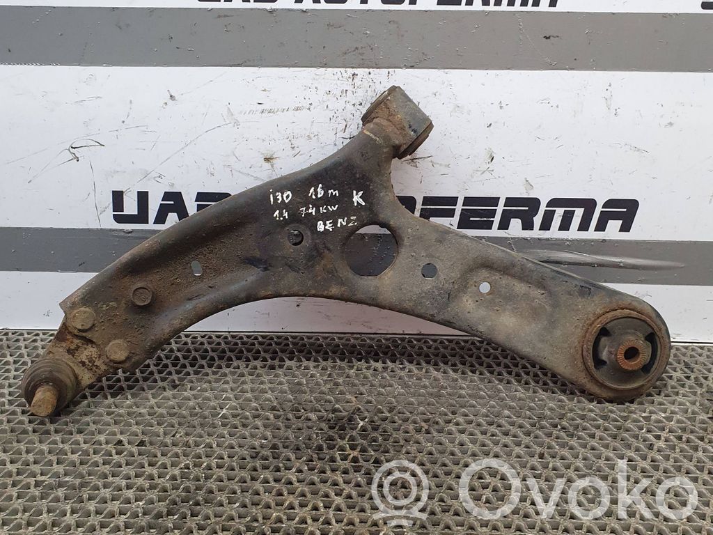 Hyundai i30 Front lower control arm/wishbone 