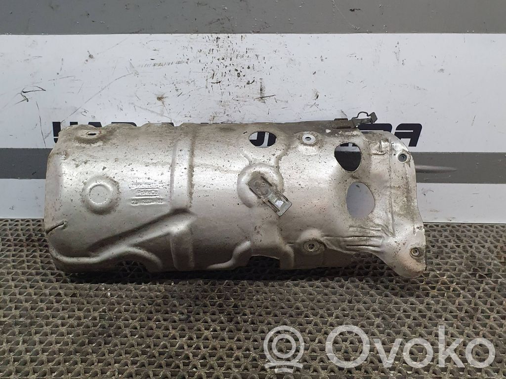 Ford Focus Pakokaasulämmön lämpökilpi 