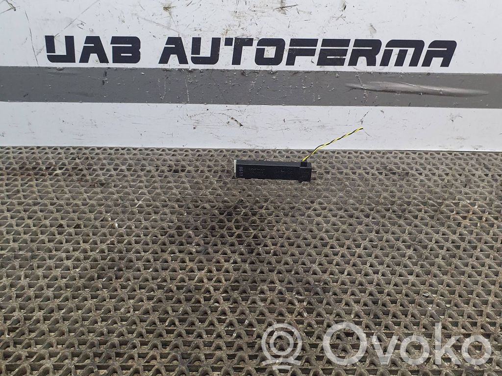 Ford Focus Aerial antenna amplifier 