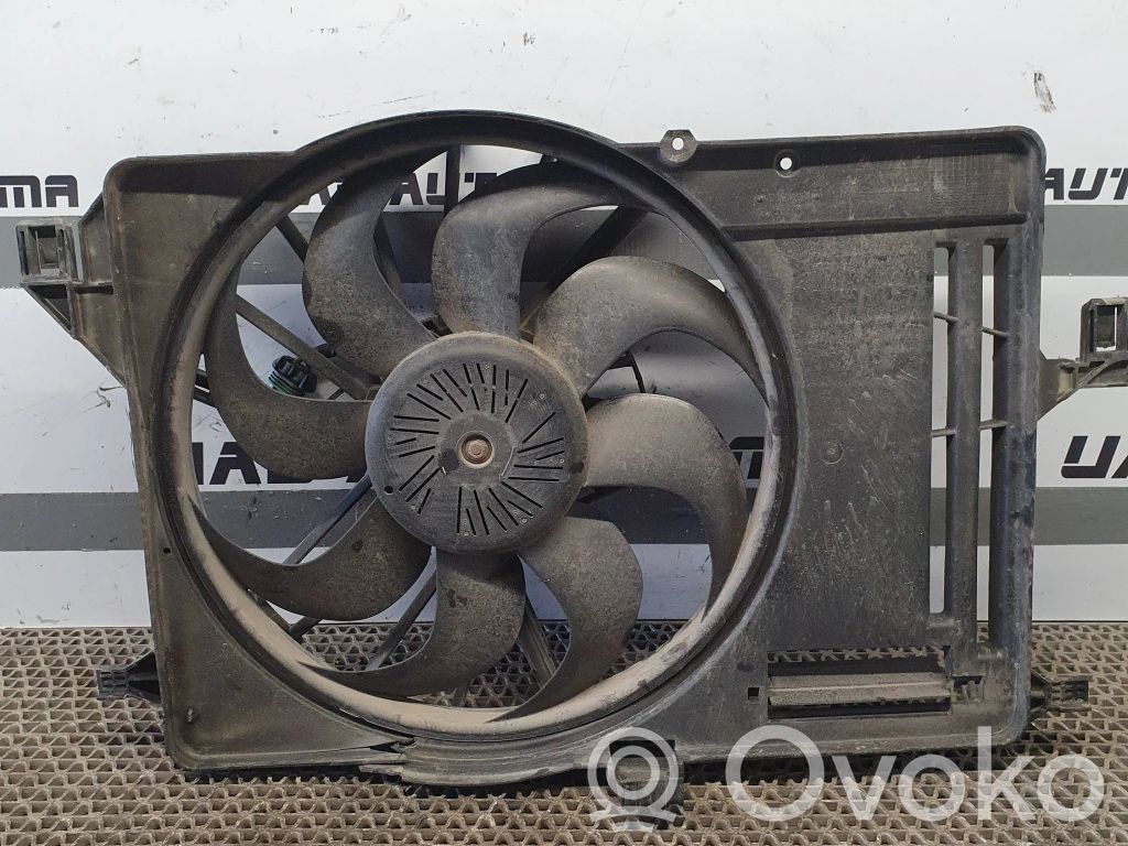 Elektrisks radiatoru ventilators   8V618C607EB