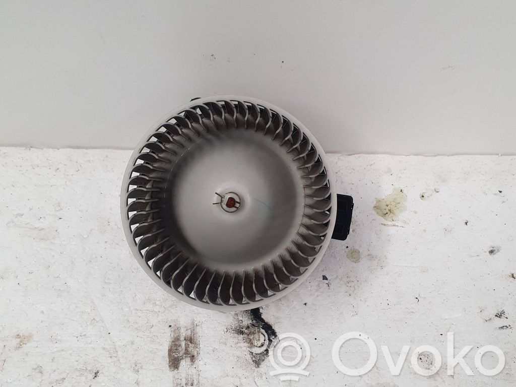 Mazda 6 Mazā radiatora ventilators 