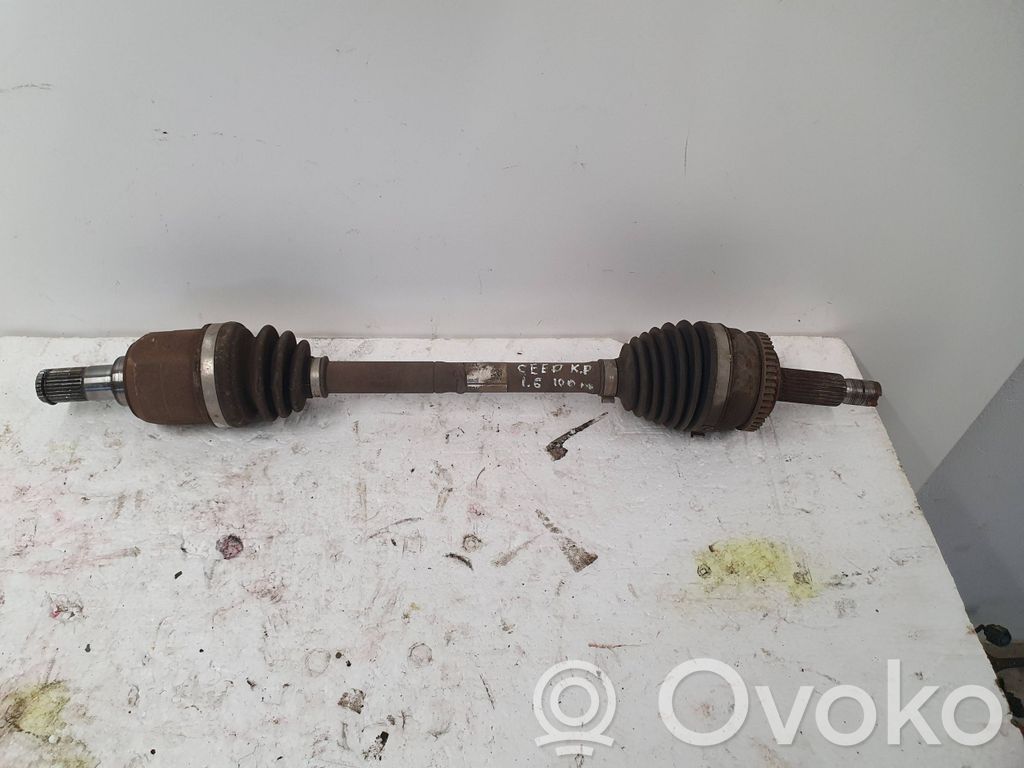 KIA Ceed Etuvetoakseli 
