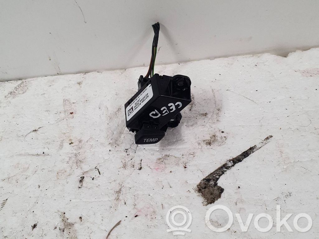 KIA Ceed Other switches/knobs/shifts 