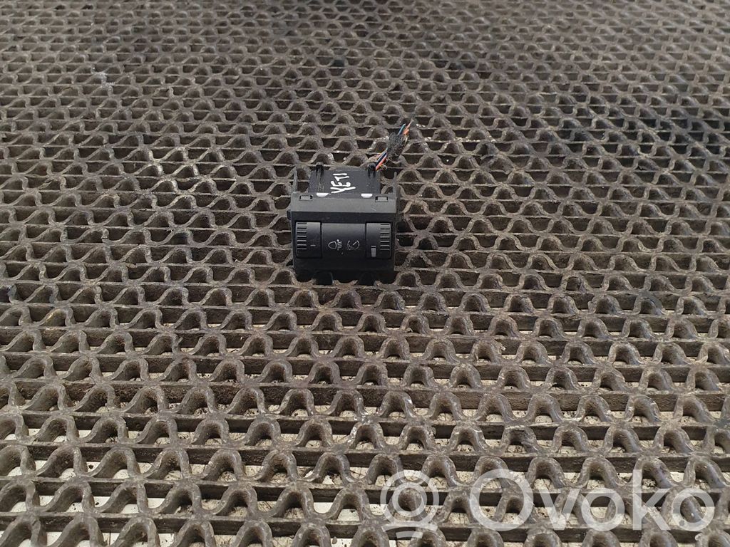 Skoda Yeti (5L) Interruptor de control de altura del faro delantero 