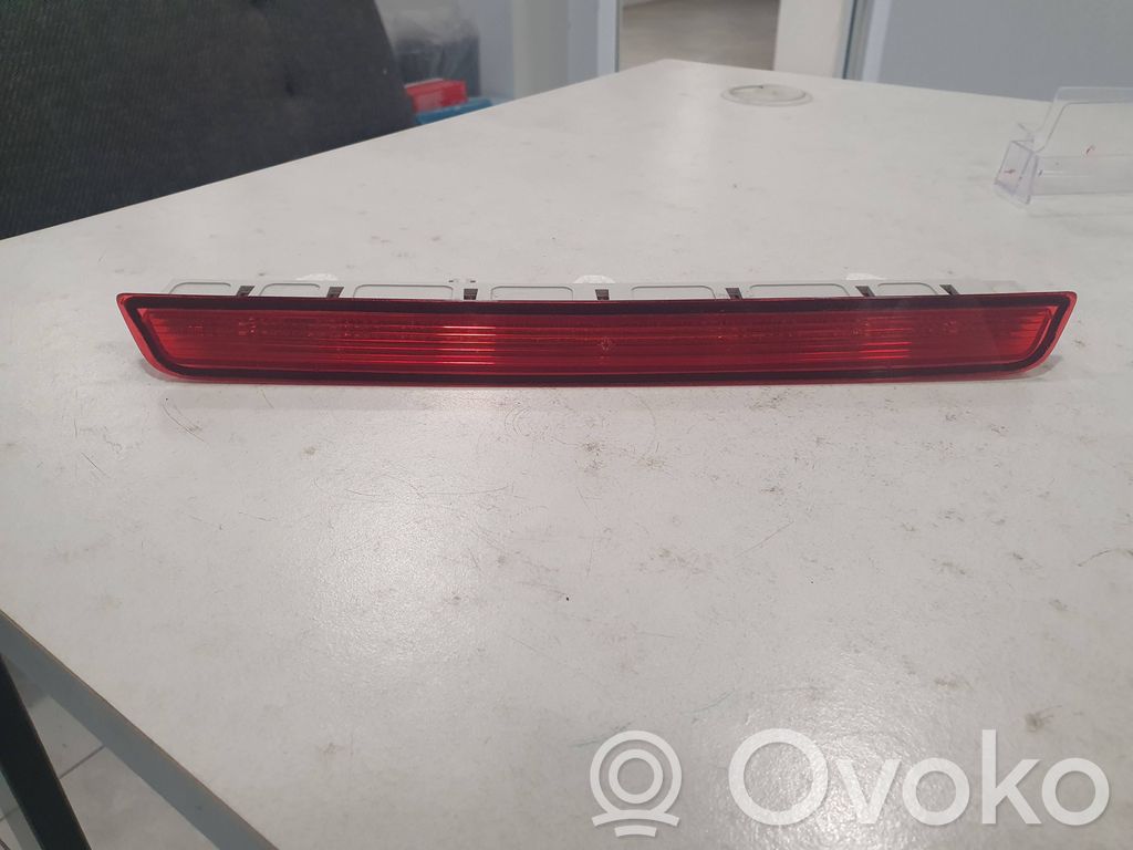 Skoda Superb B6 (3T) Trzecie światło stop 