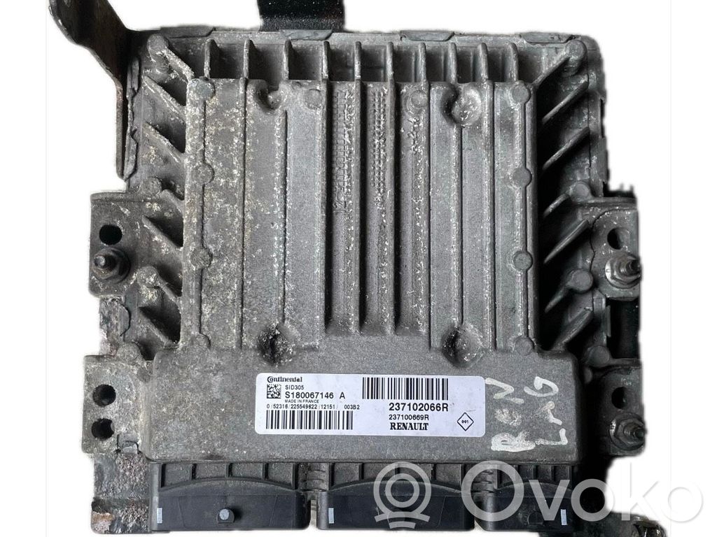 Engine control unit/module   237102066R,237100669R,S180067139A