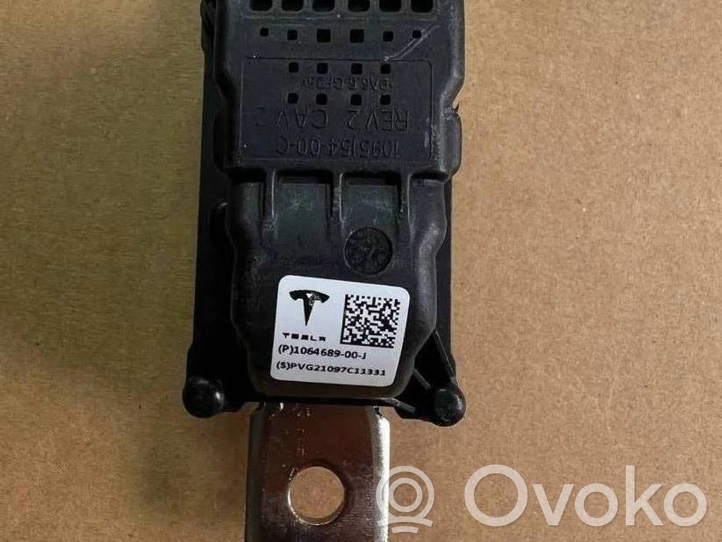 Tesla Model 3 Предохранитель реле аккумулятора 