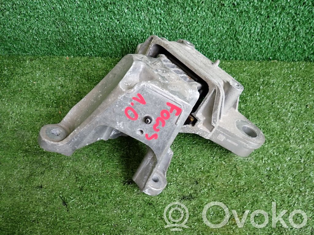 Ford Focus Engine mount bracket 