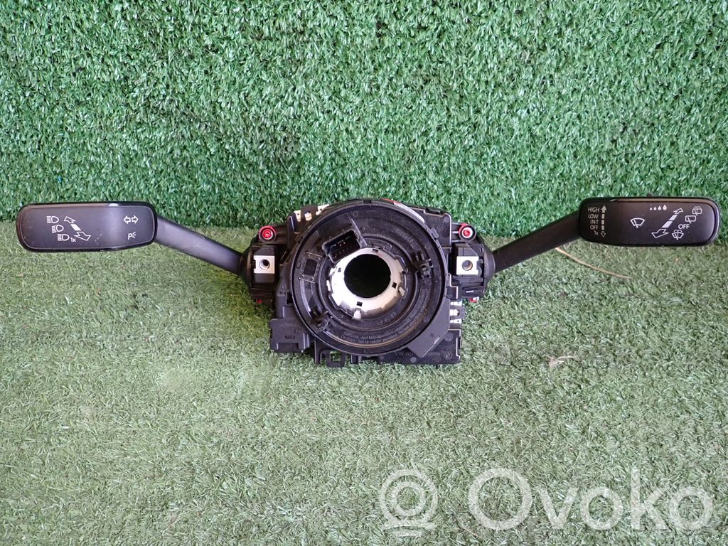 Volkswagen Golf VIII Wiper turn signal indicator stalk/switch 