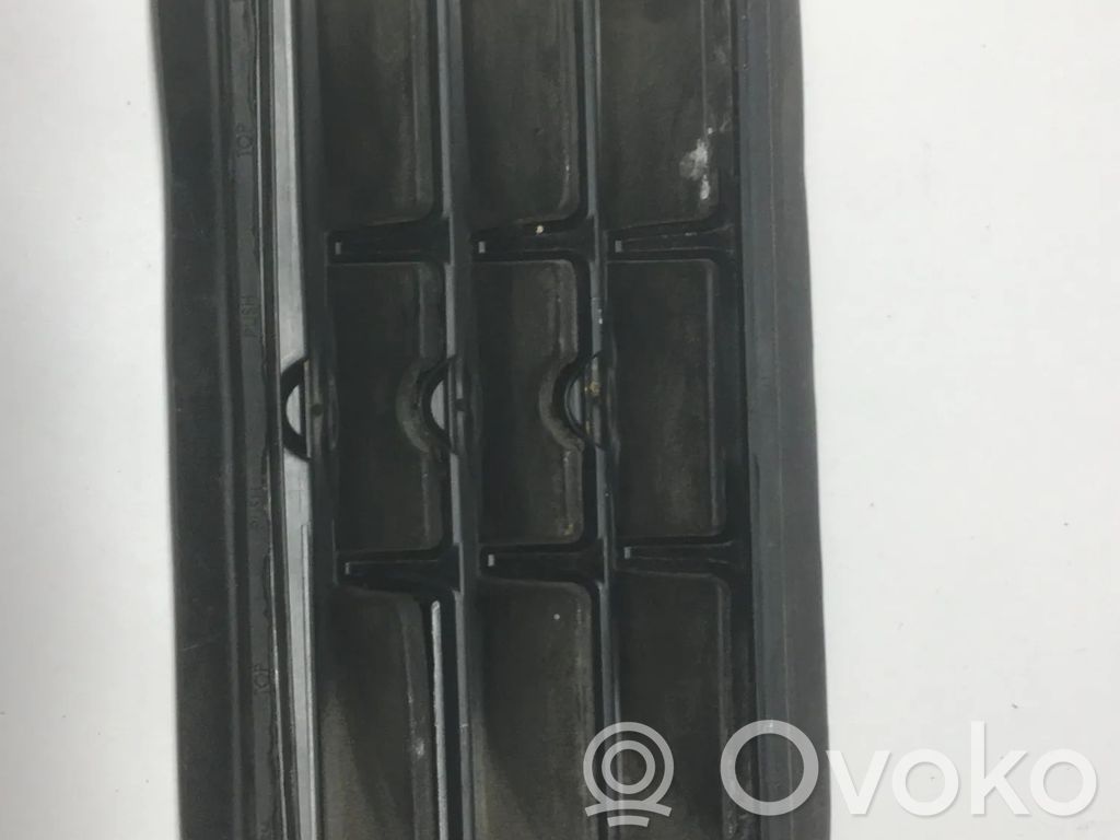 Lüftungsgitter   68170766