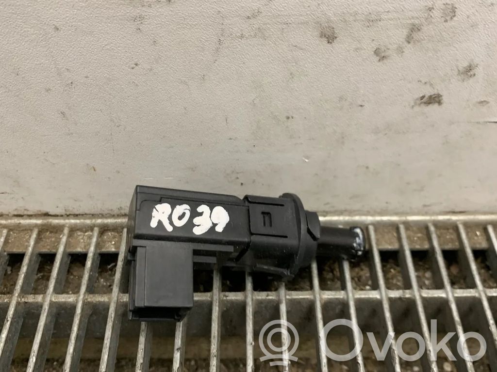 Brake pedal sensor switch   68236598,68236598AA