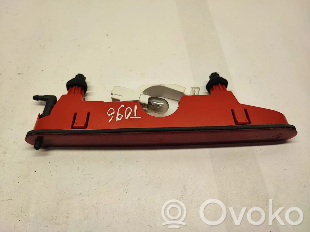 Citroen Berlingo Third/center stoplight 