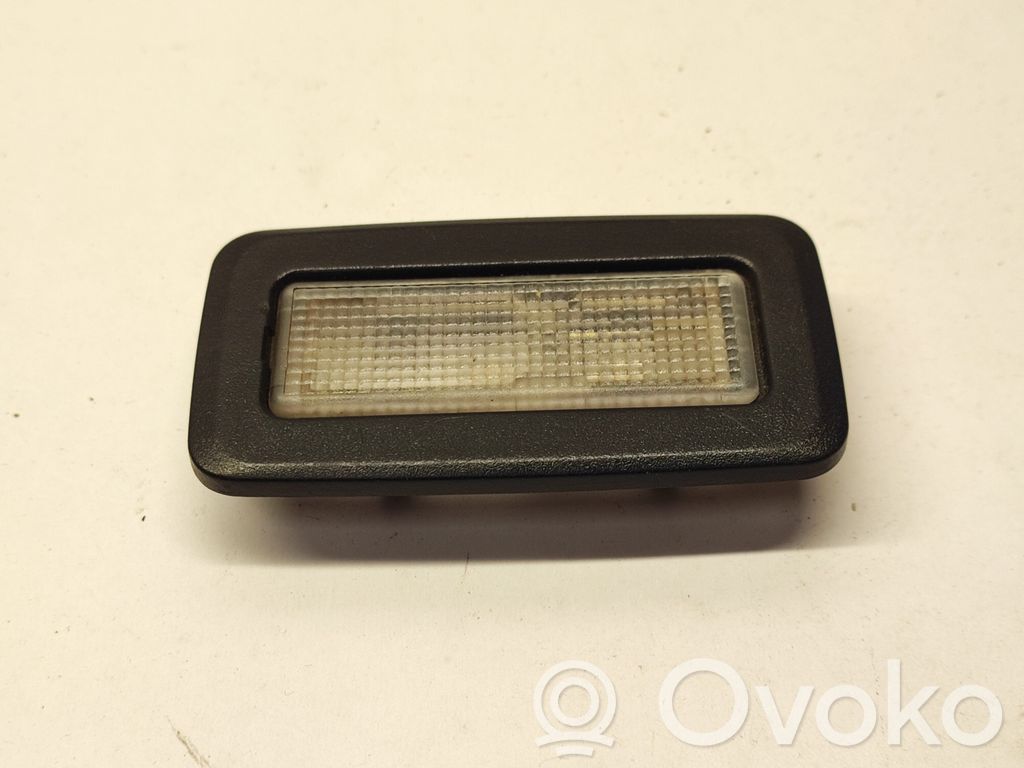 Luz interna puerta delantera   9130833