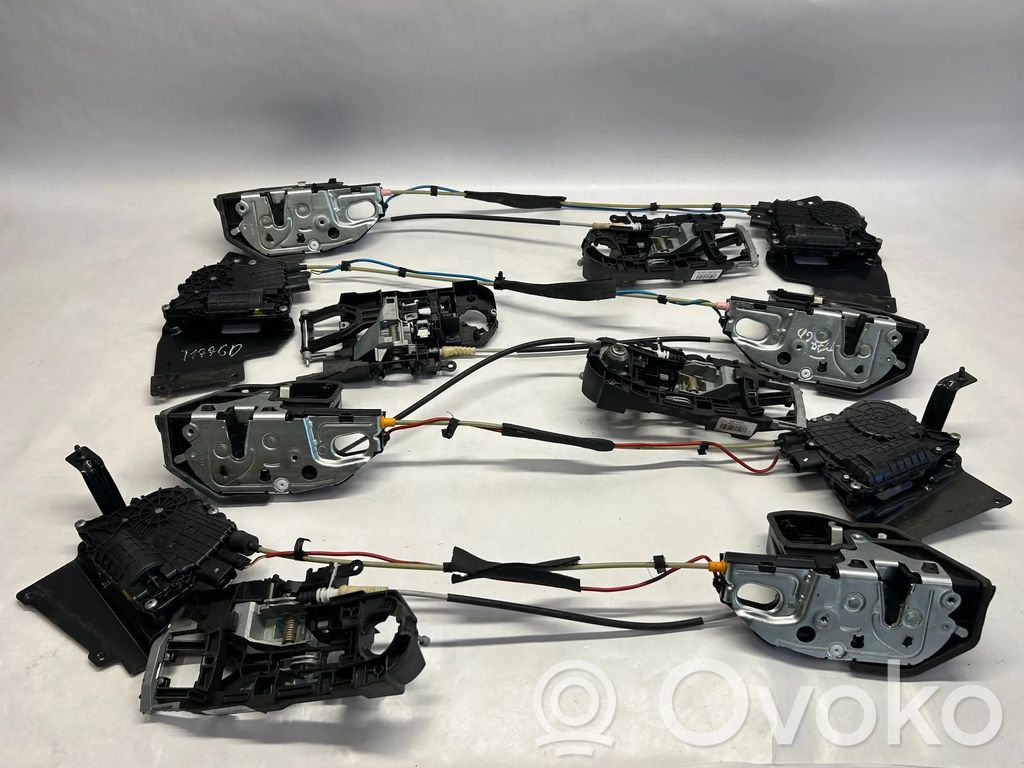 BMW 6 F06 Gran coupe Zamek drzwi przednich 