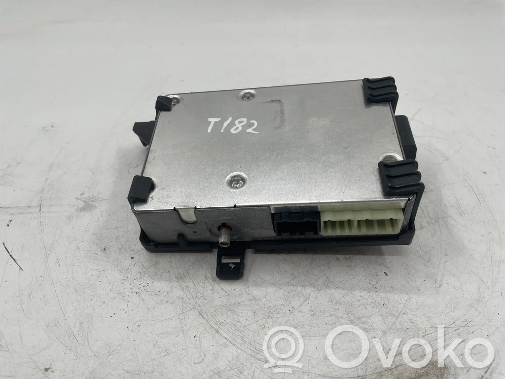 Chevrolet Corvette C7 Moduł / Sterownik GPS 
