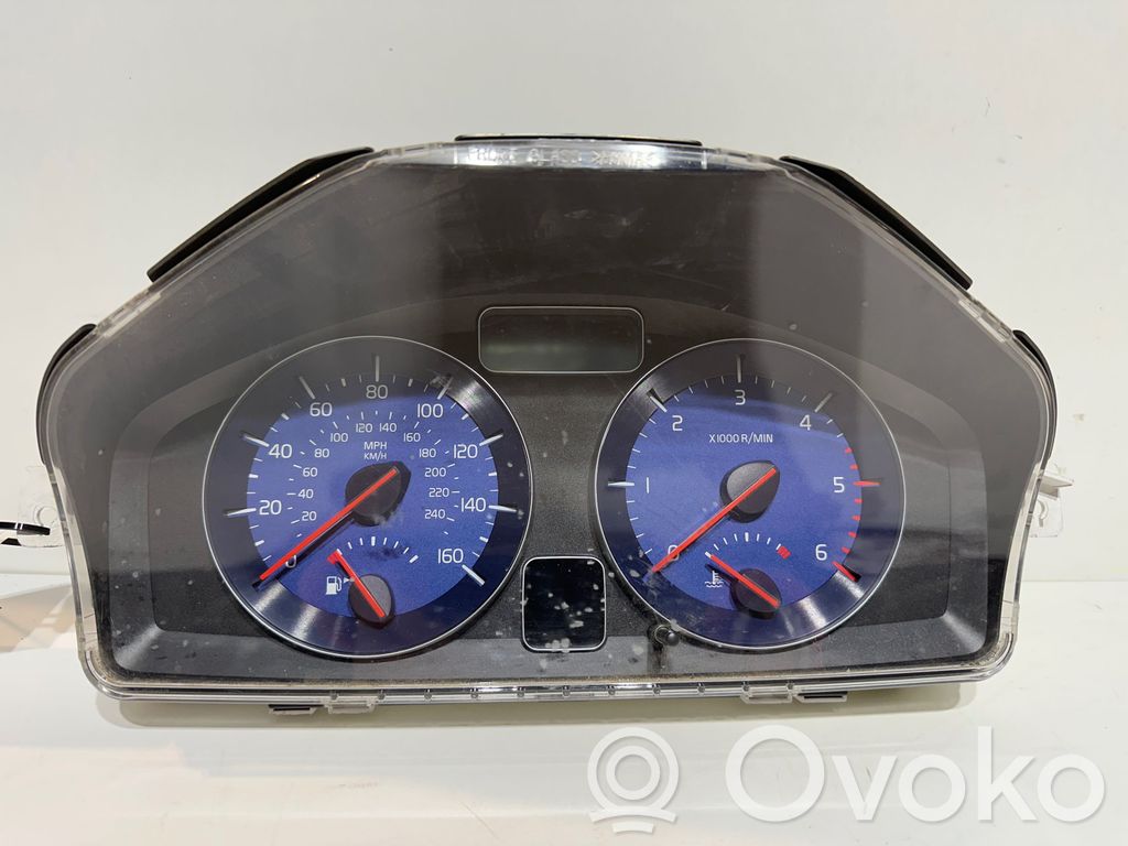 Volvo V50 Speedometer (instrument cluster) 