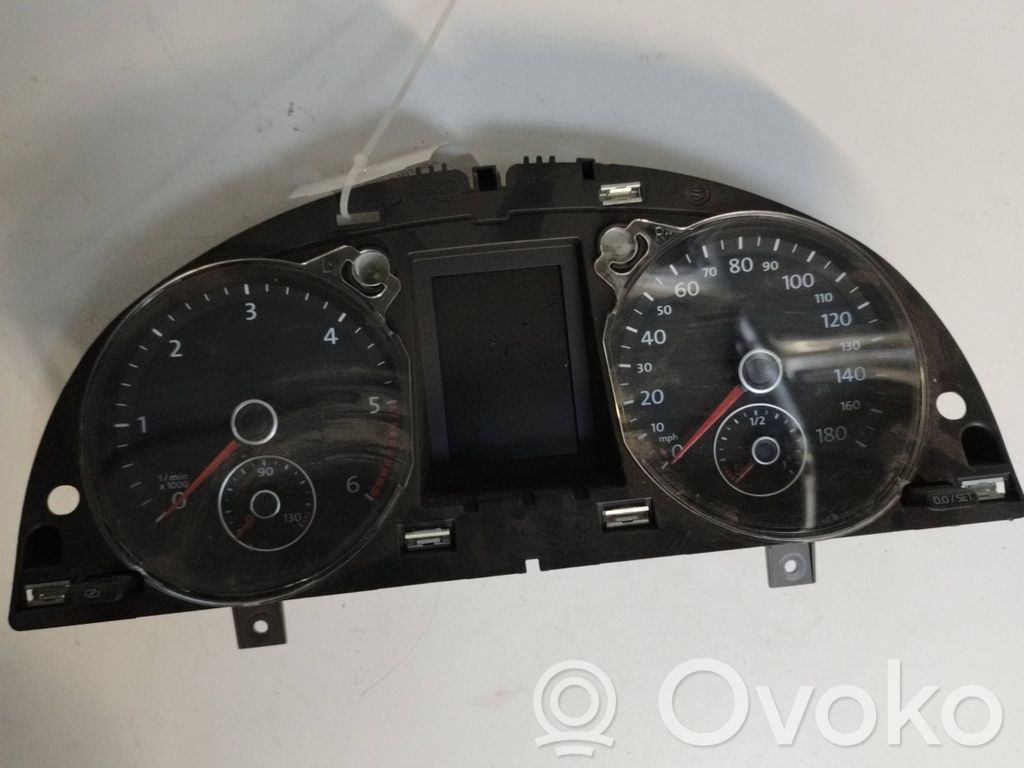 Volkswagen PASSAT CC Nopeusmittari (mittaristo) 